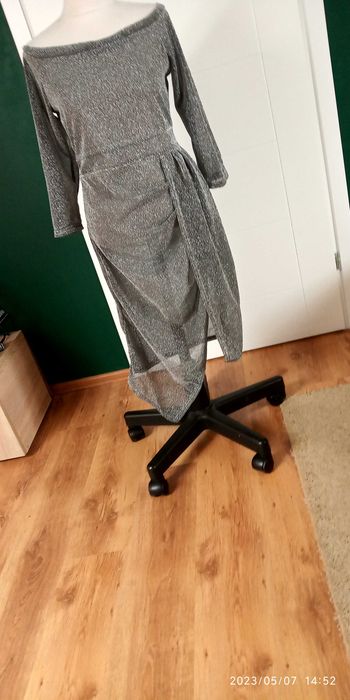 cudna sukienka brokatowa srebrna xl