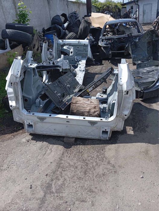 Крыша Четверть Порог Ланжерон bmw x5 f15 Кузов БМВ Х5 ф15 стойка дах