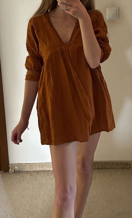 Brązowa sukienka krótki kombinezon boho na lato bawełna camel Zara