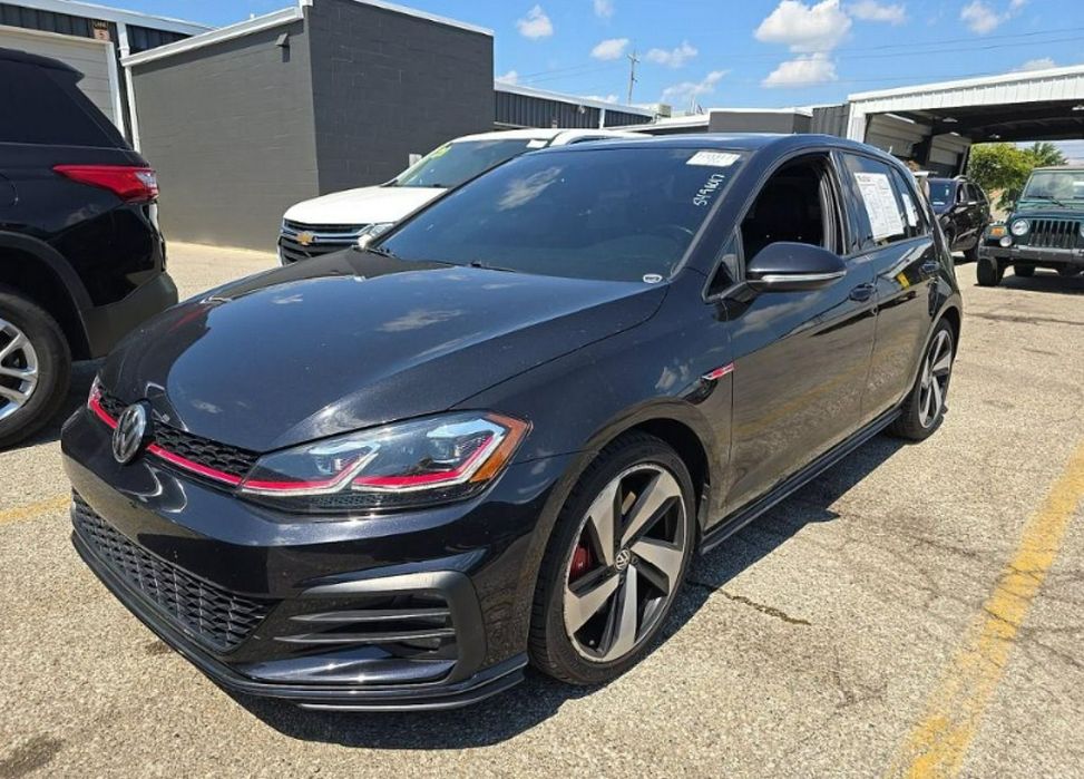 Volkswagen Golf