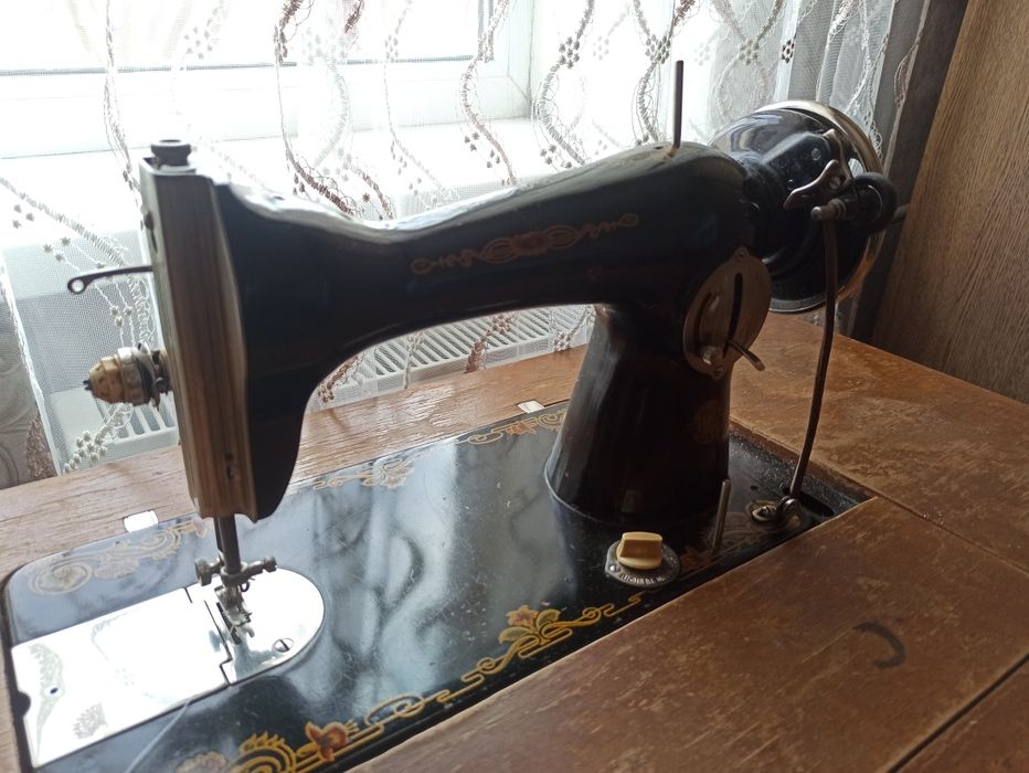 Швейна машина ПМЗ