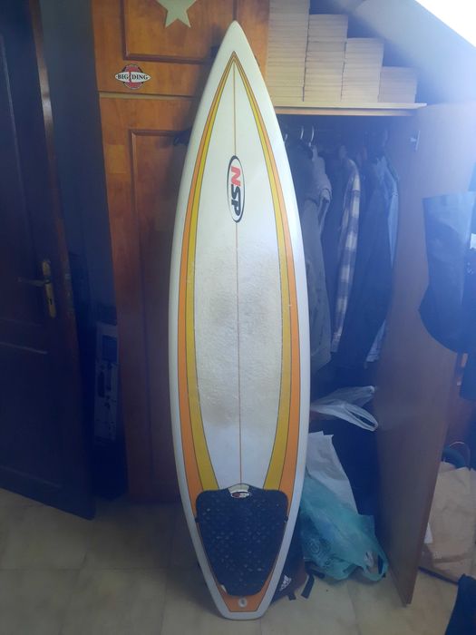Prancha surf Nsp 6'2 bom estado