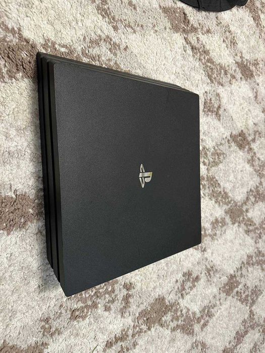 PlayStation 4 Pro 1 tb