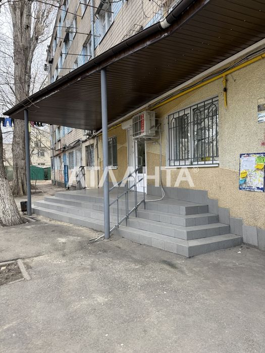 В продаже комната в коммунальной квартире