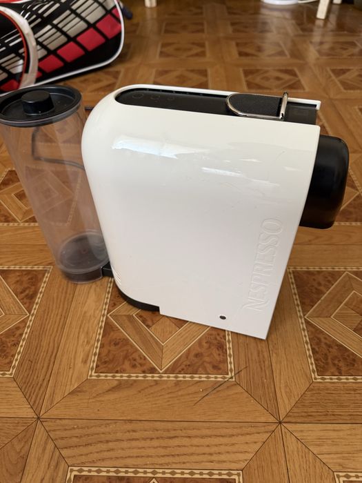 Капсульна кавоварка Nespresso