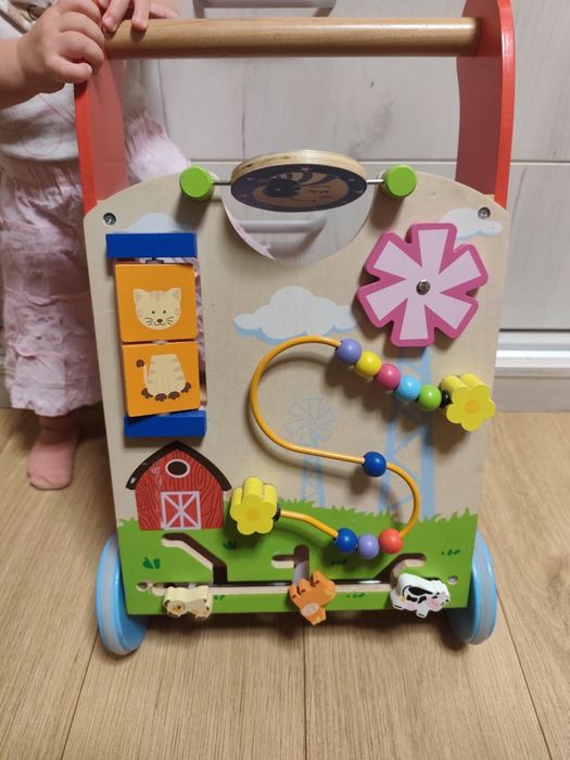 Дерев'яні ходунки, каталка, толокар з бізібордом  Viga Toys
