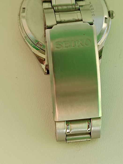 Кварцовий годинник SEIKO