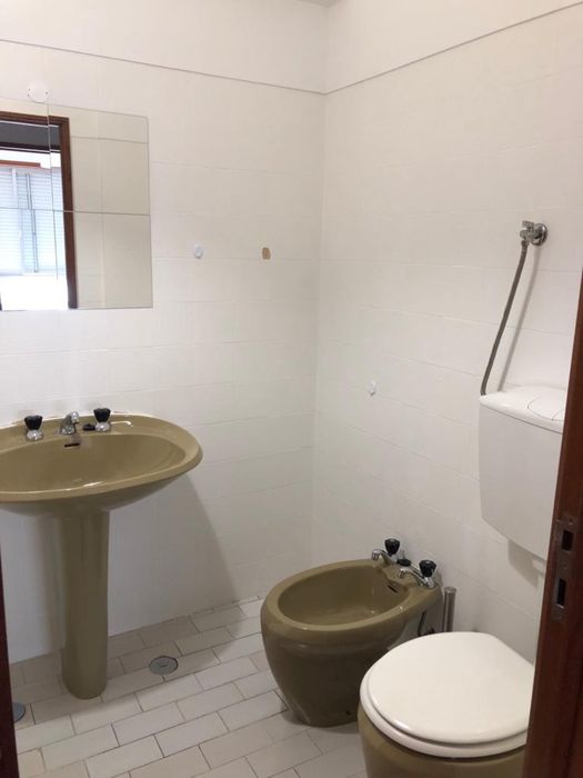 Quarto casal s/caução Portela Sacavem