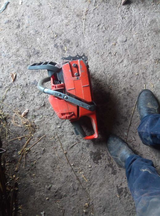 Бензо пила хусварна 575