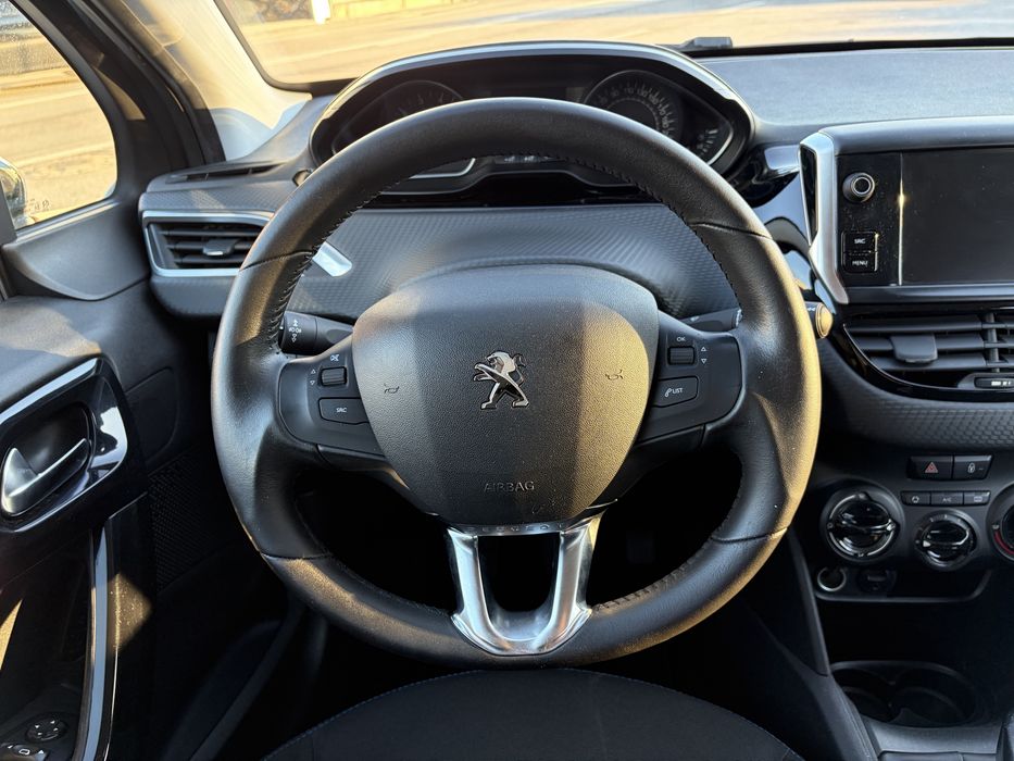 Peugeot 208 Style 1.2