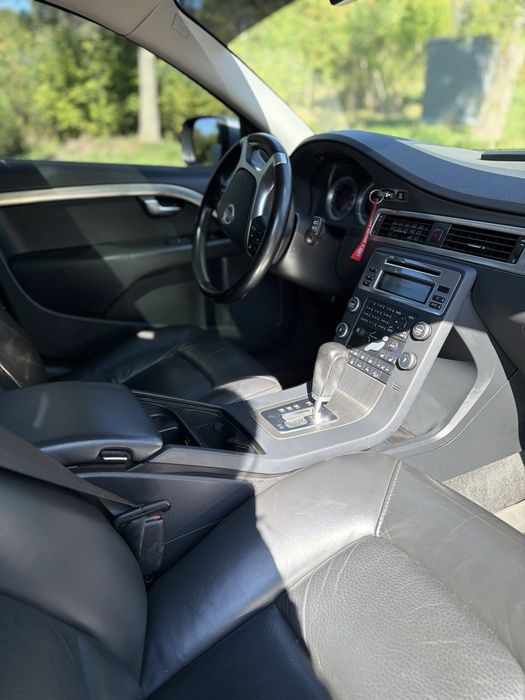 Volvo xc70 2.4D5 awd