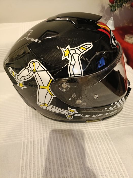 Capacete isl of man