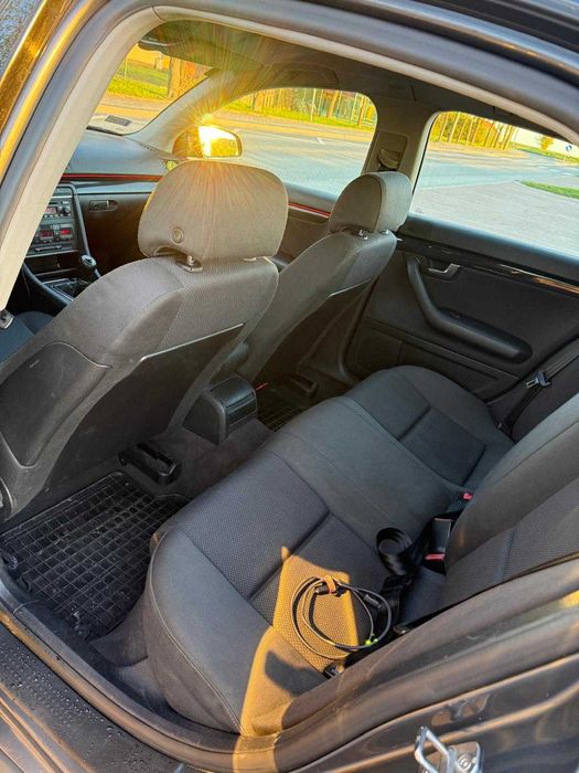 Audi A4 B6 2002r 1.9 TDI 130km