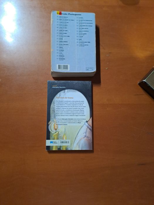 Conjunto de 2 livros- literatura Portuguesa