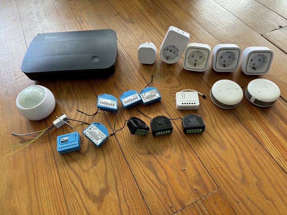 Sistema de Domótica Z-Wave Plus. Controlador Vera Secure