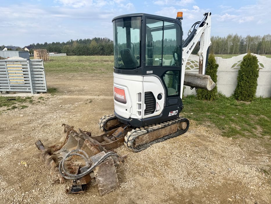 Bobcat E20 2015 r 4 łyżki wiertnica mini koparka bobcat e20