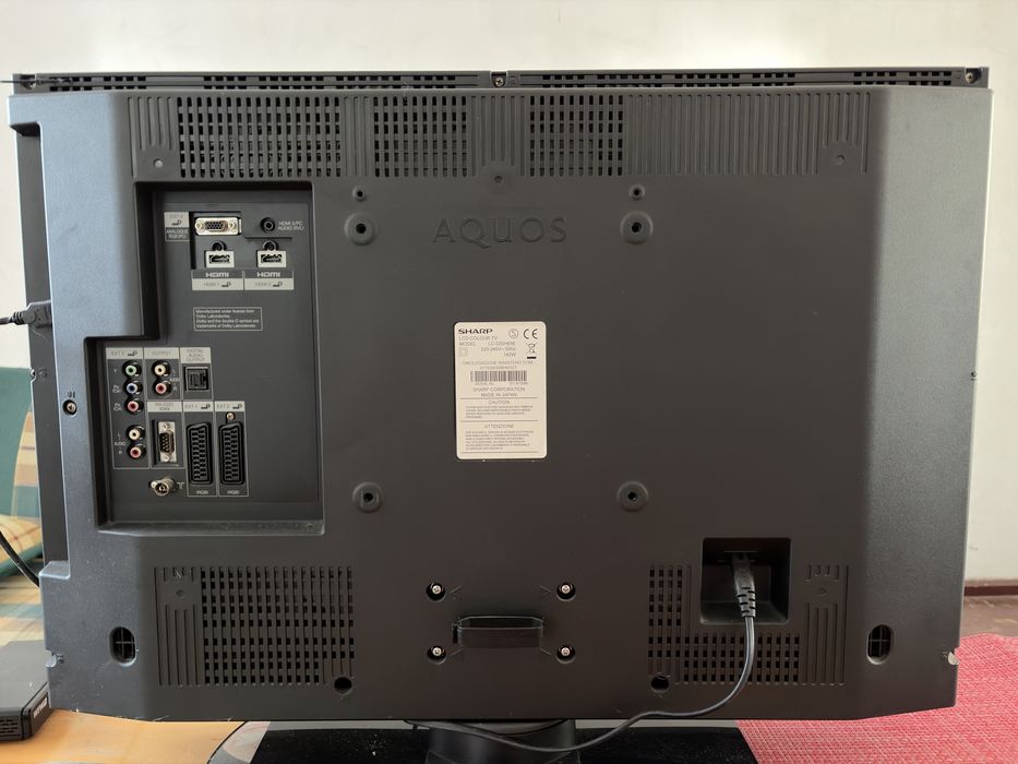 Telewizor Sharp AQUOS 32" Full HD LC-32DH65E, Pilot