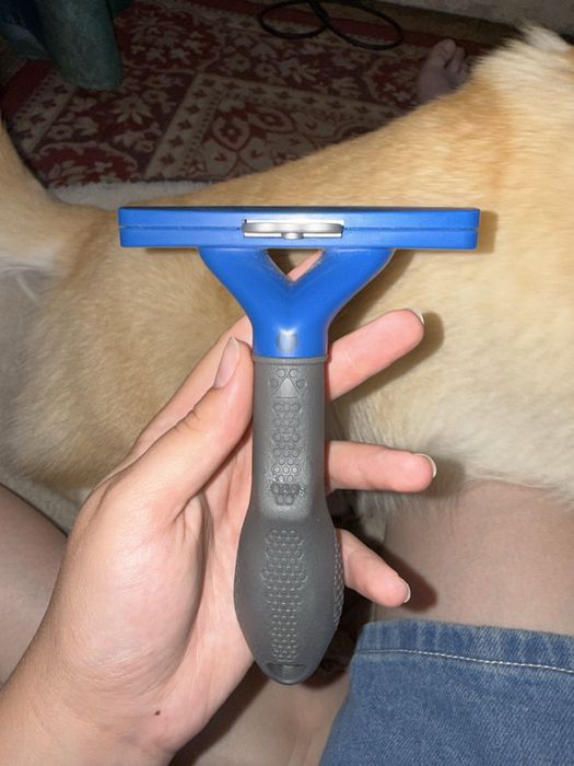 Інструмент для видалення підшерстя FURminator для довгошерстих собак, розмір L