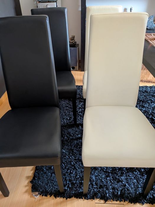 Conjunto de cadeiras de sala em pele sintética