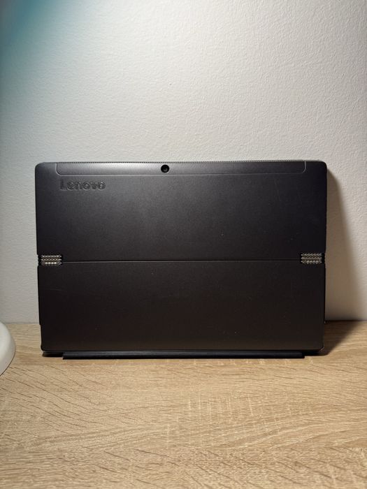 Portátil Lenovo Miix 520