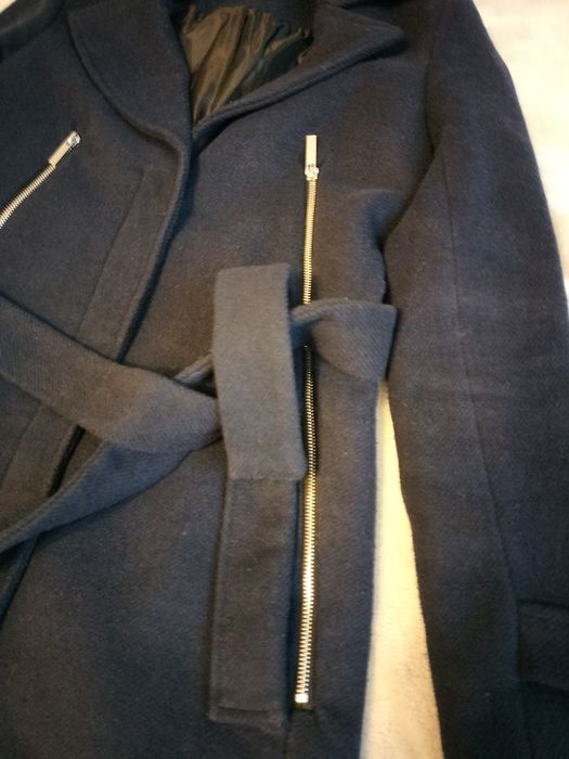 Granatowy płaszcz Reserved xs