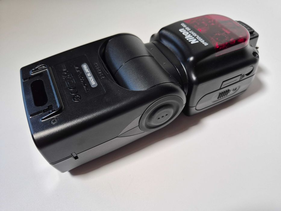 Спалах Nikon SB-900 - повний комплект