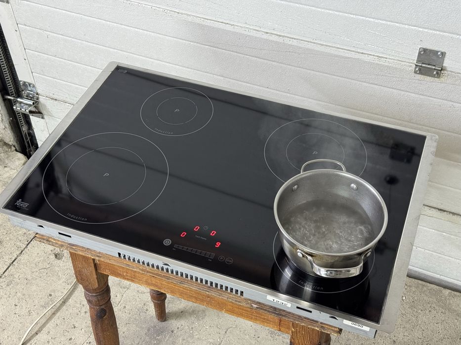 Індукційна варильна поверхня Teka 79 см, стан відмінний