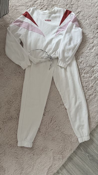 Спортивний костюм