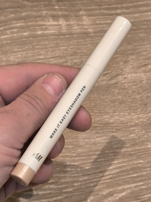 H&M make IT easy eyeshadow pen/Cień do powiek w kredce/Mało używany