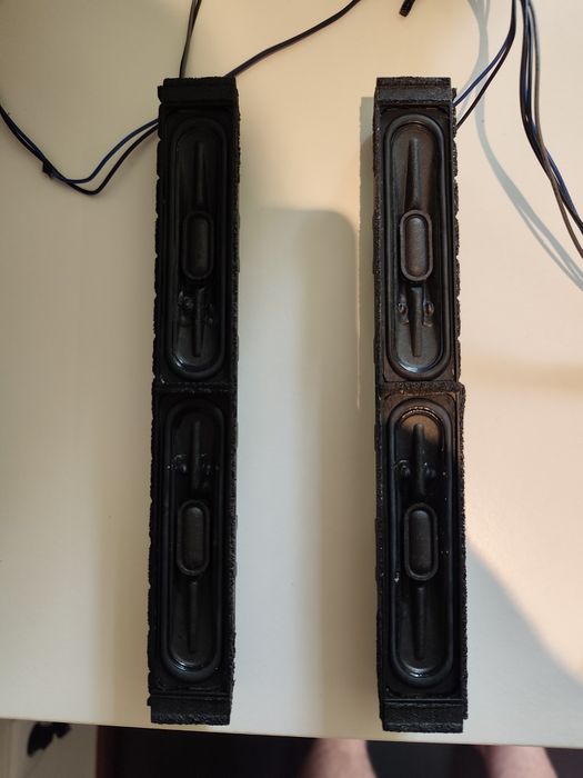Altifalantes / Colunas de Som TV LG 47LW5500 (Par Original)