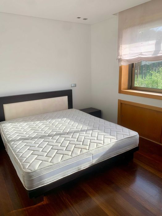 Sala de jantar + Quarto de casal - 400€