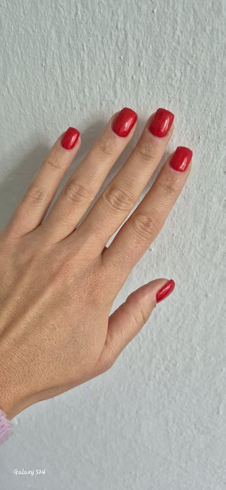 Mobilne paznokcie, hybrydy, żele