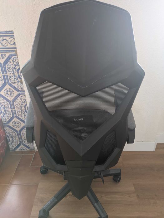 Cadeira gaming EROS Newskill