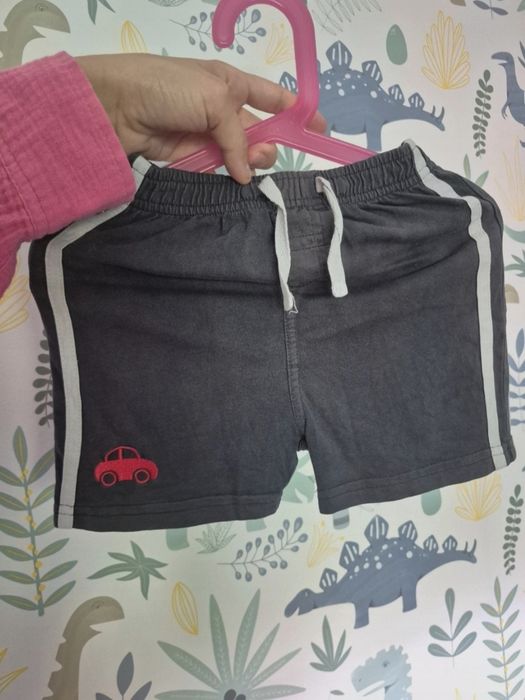 Shorty sportowe Tu 80/86