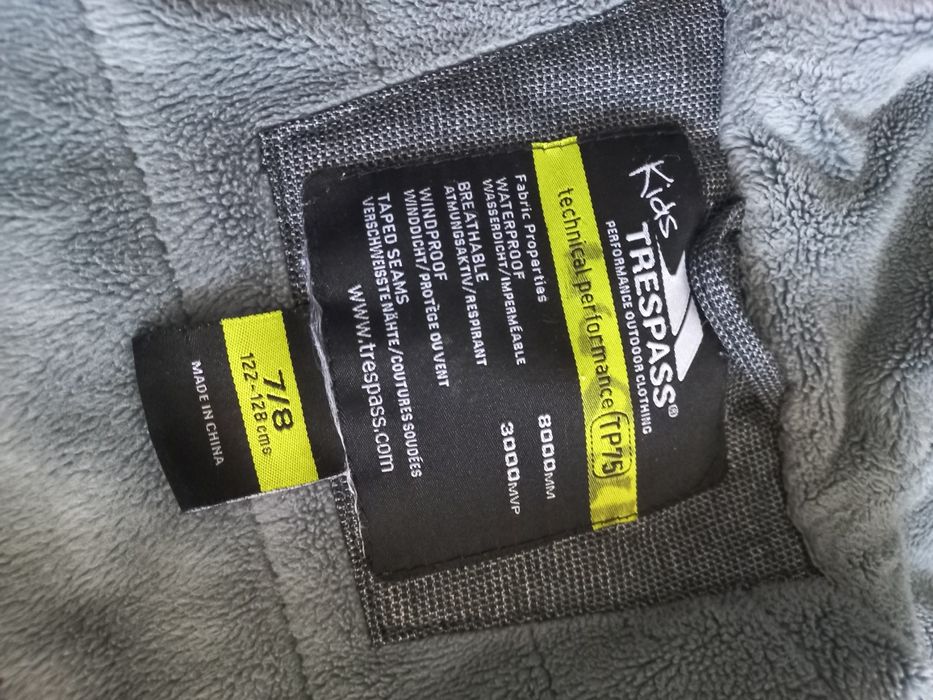 Trespass Куртка на дівчинку 7/8років