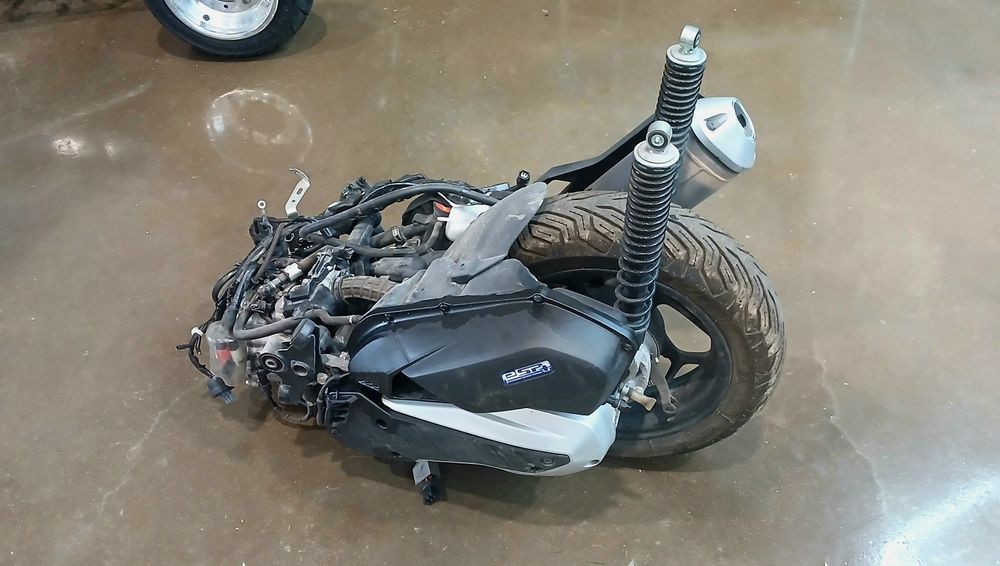 Conjunto Motor Honda Pcx 2023 + Outras Peças
