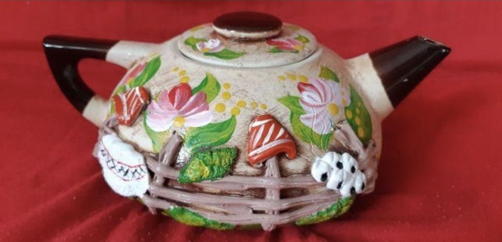 Соковарка Овощерезка Чашки белые Zara Чайник Заварник Исинские,Мельхиор, Икеа Дудеро