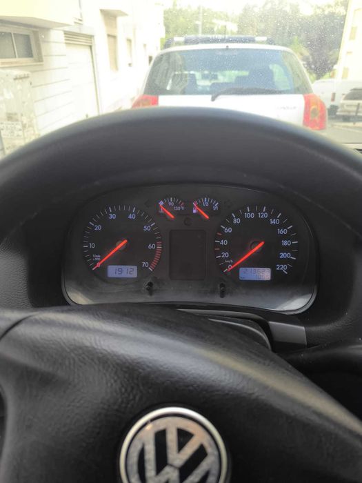 Vw Golf Iv 1.4 16v com AC e Teto de Abrir foto 5