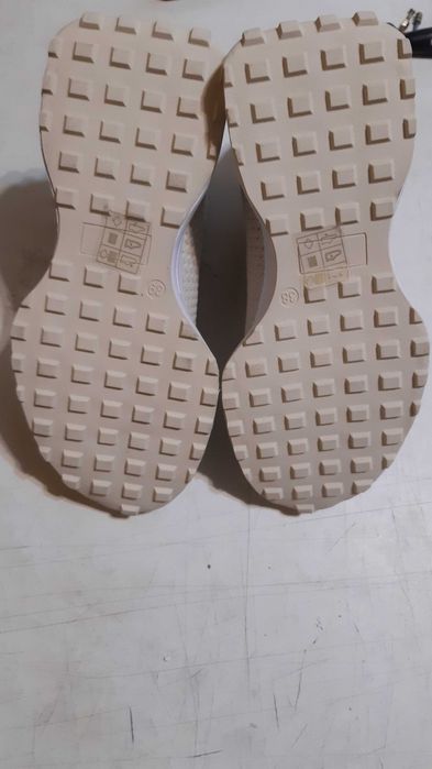 Лёгкие женские ботиночки