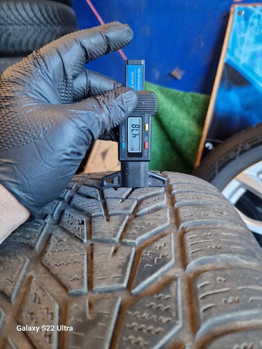 Koła zimowe 18 5×114.3 Kia Sorento Hyundai Santa Fe Orginał czujniki