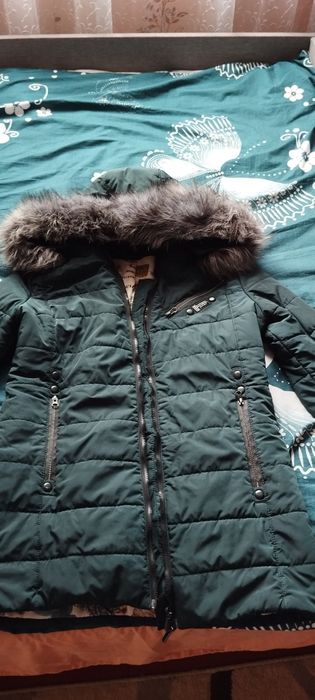 Продам куртку,в ідеальному стані