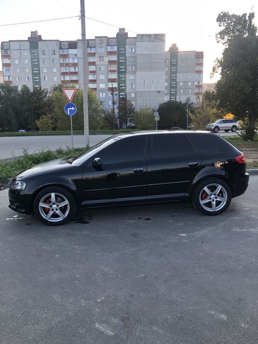 Продам ауди а3 2012 года