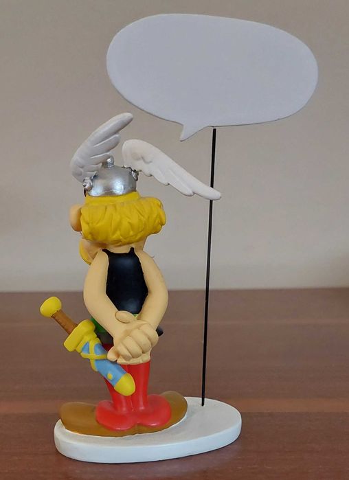 Asterix em resina com legenda