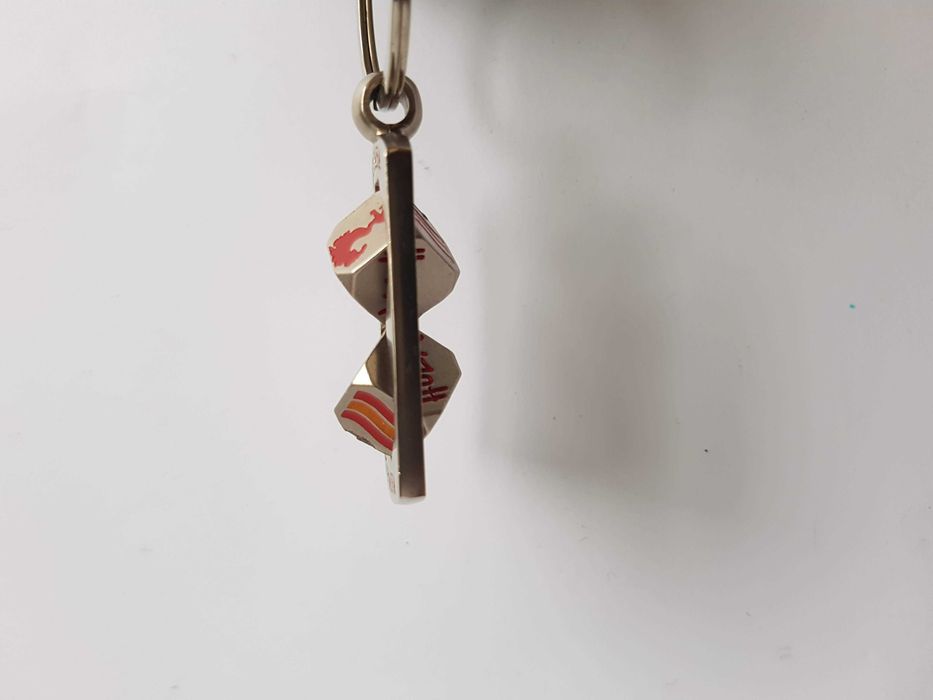 Красивий брелок з поворотними вставками, кубиками, espana