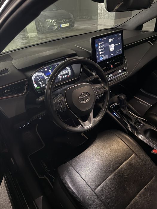 Toyota corolla hybrid