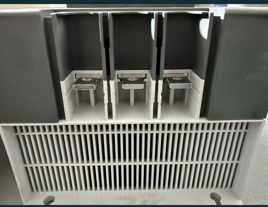 Softstart ABB PSTX370-600-70