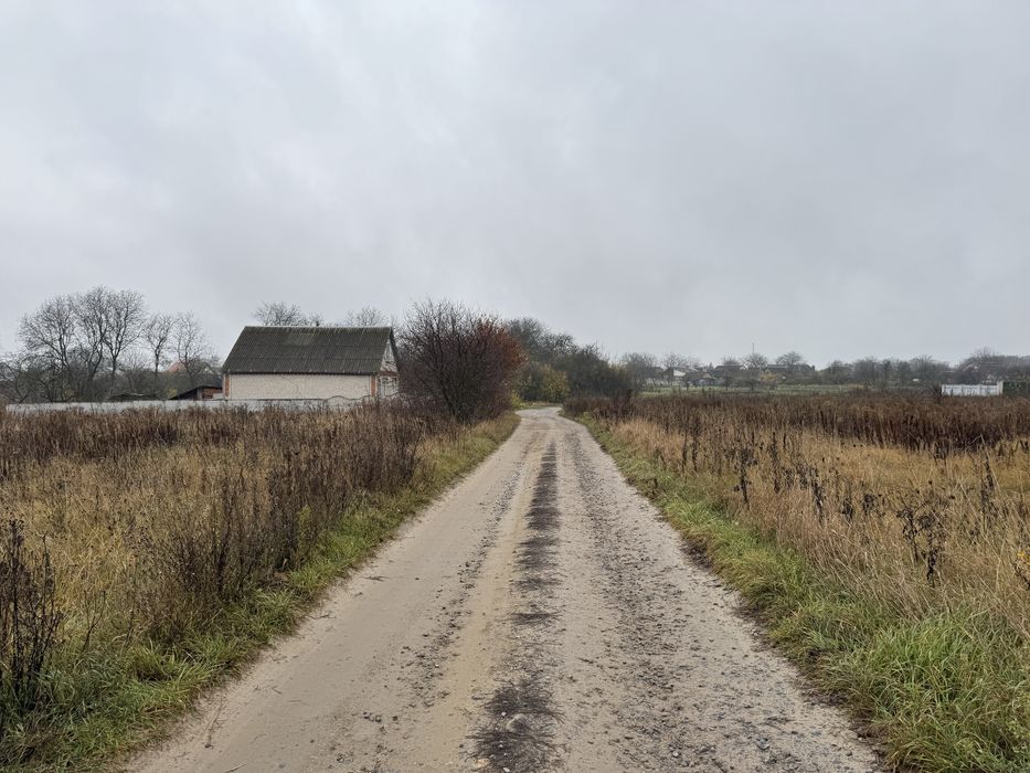 Продаж земельноі ділянки с.Лука Мелешківська