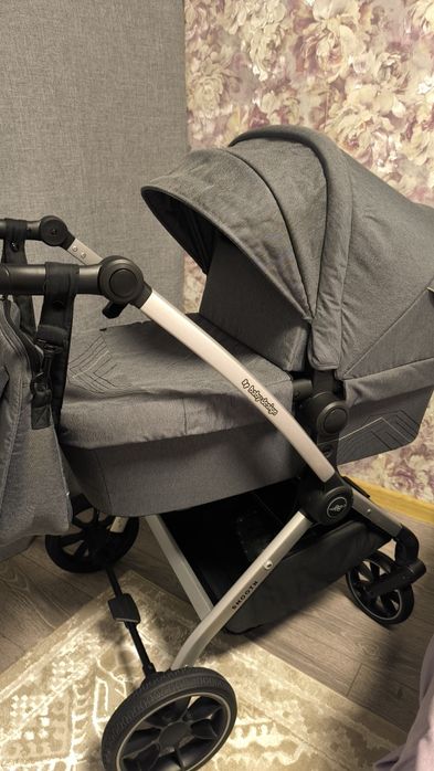 Продається візочок baby design smooth 
11900