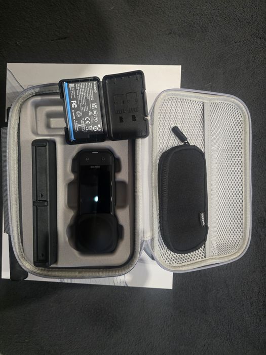 Insta 360 X5 8K 360 Action Cam Como Nova