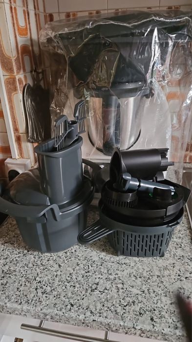 Bimby Tm6 com muitos extras. Oportunidade!!